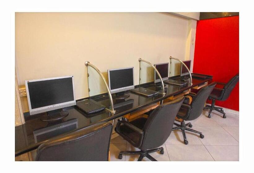 Regent Plaza Hotel & Convention Centre