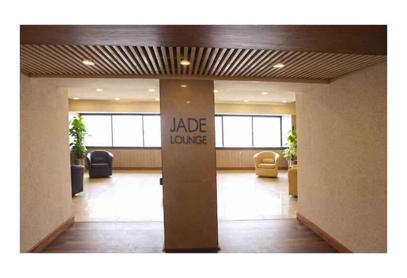 Regent Plaza Hotel & Convention Centre