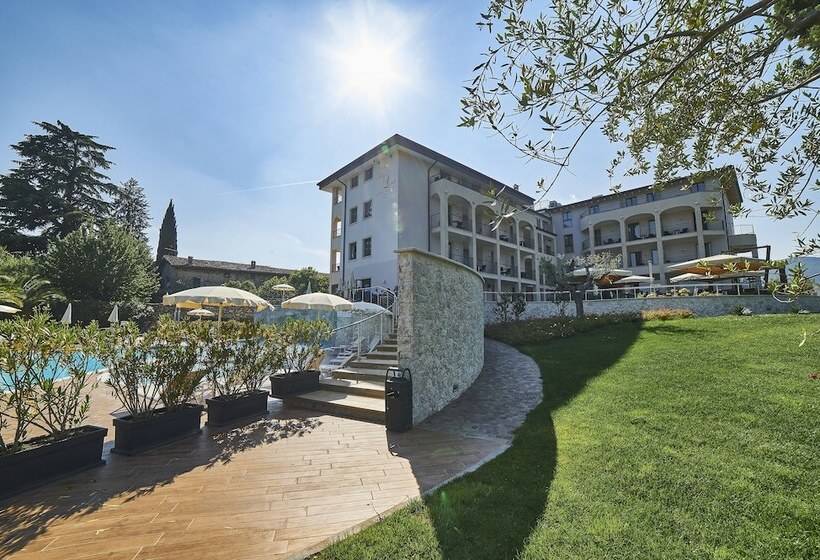 ホテル Resort Villa Luisa & Spa