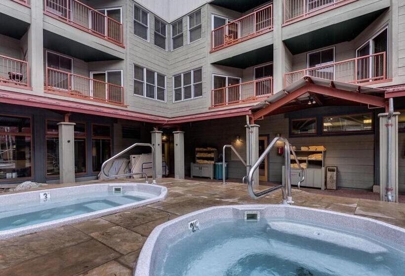 ホテル River Run Village