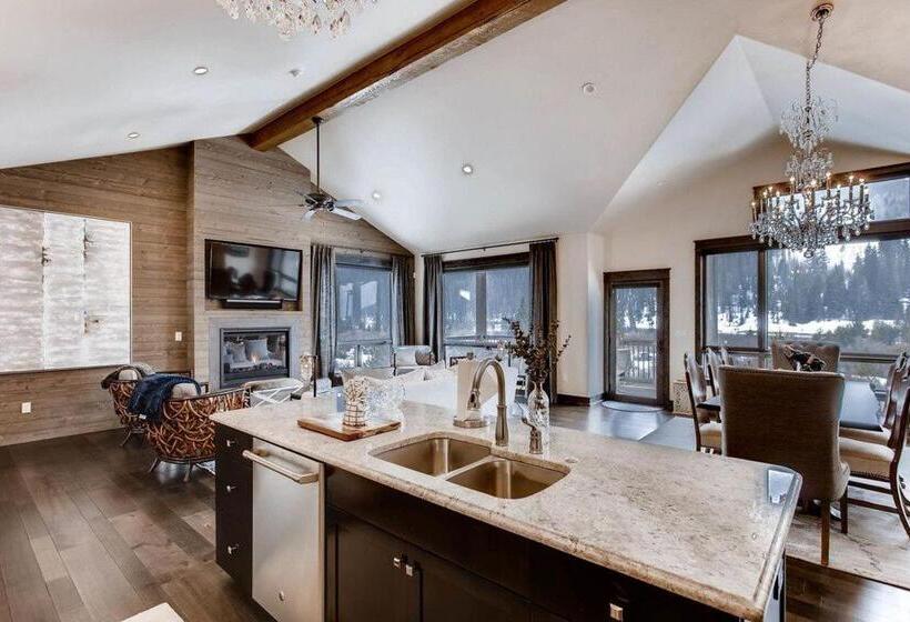 ホテル River Run Village