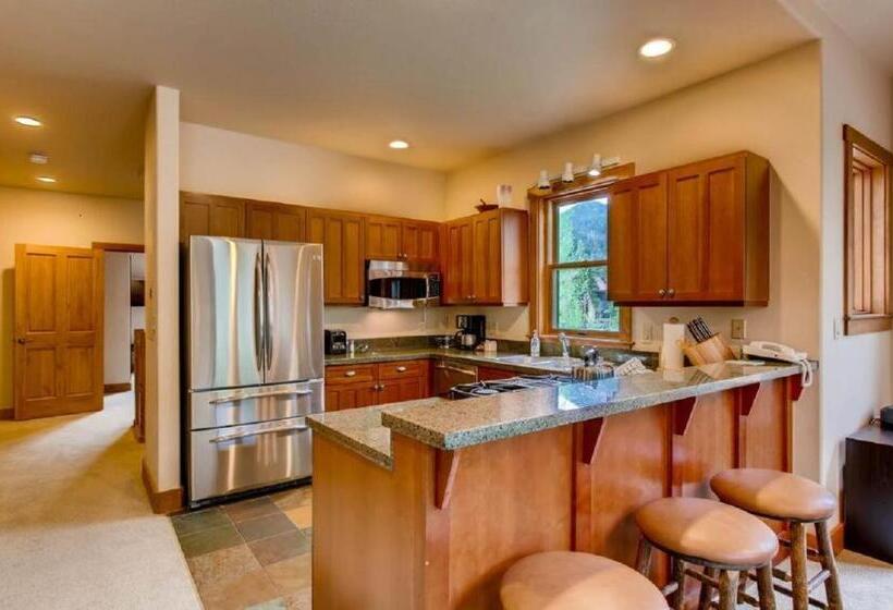 ホテル River Run Village