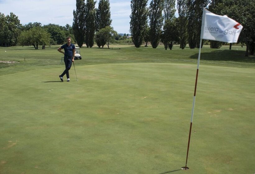 هتل Riviera Golf Resort