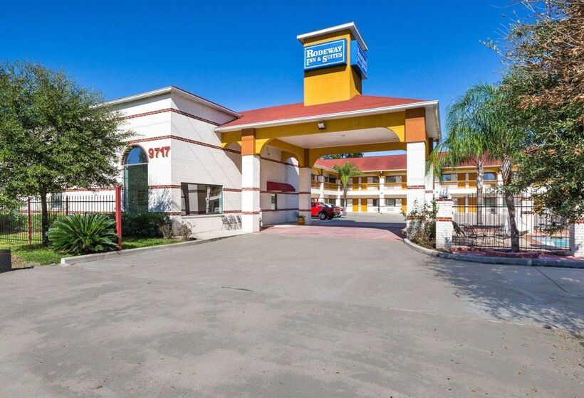 Отель Rodeway Inn & Suites