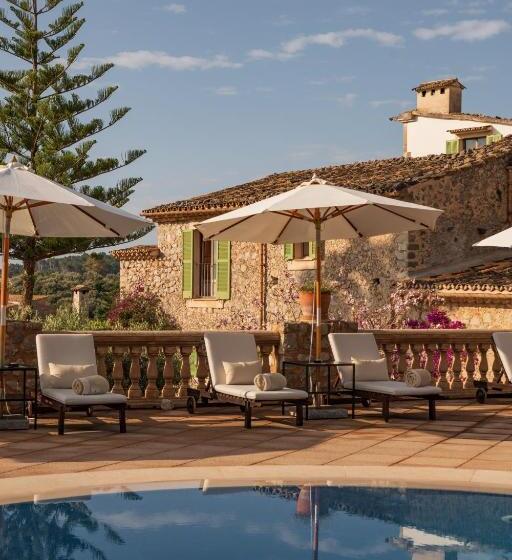 فندق ريفى Finca Can Beneit
