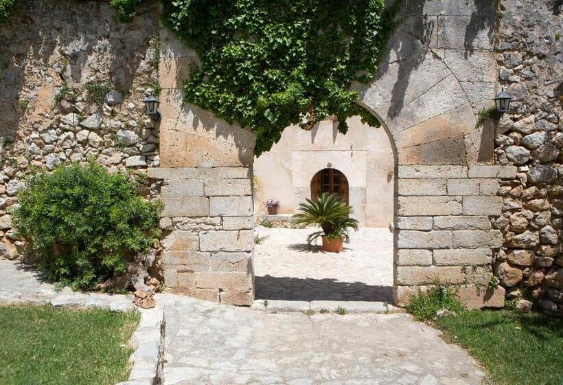 فندق ريفى Finca Can Beneit