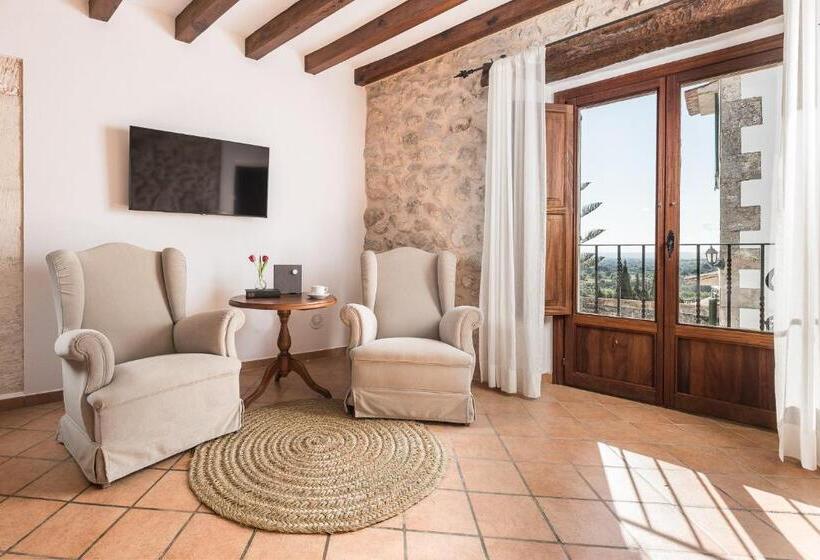 فندق ريفى Finca Can Beneit