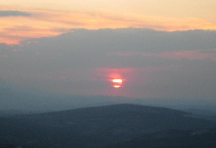 בית מלון כפרי San Julian