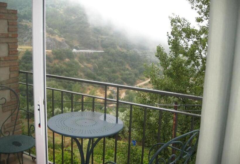 בית מלון כפרי San Julian