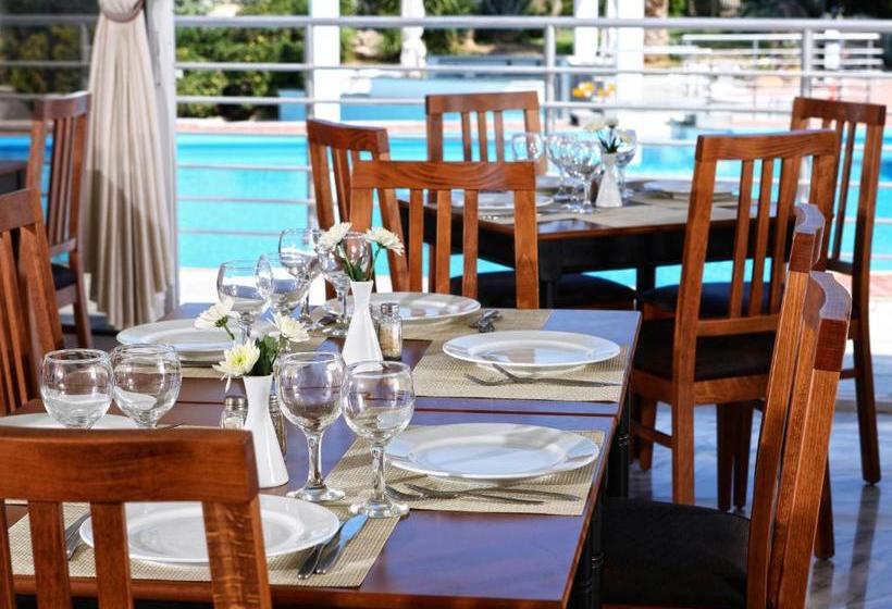 호텔 Santa Marina Beach