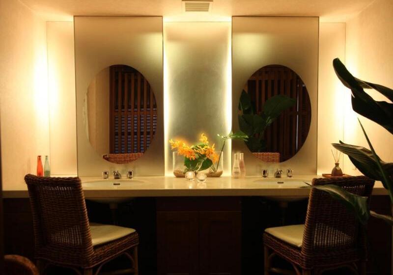 هتل Sendai Royal Park