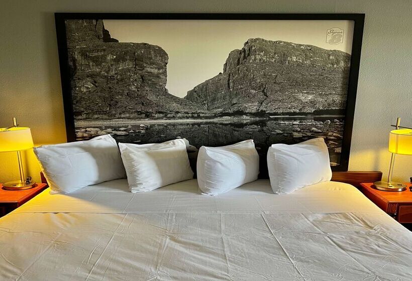 酒店 Super 8 By Wyndham Sealy