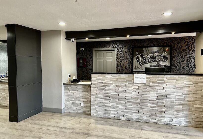 酒店 Super 8 By Wyndham Sealy