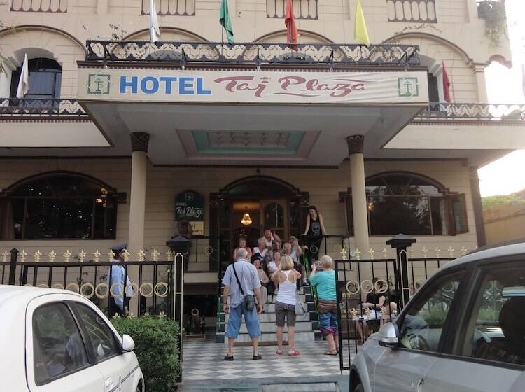 Отель Taj Plaza, Vip Road, Agra