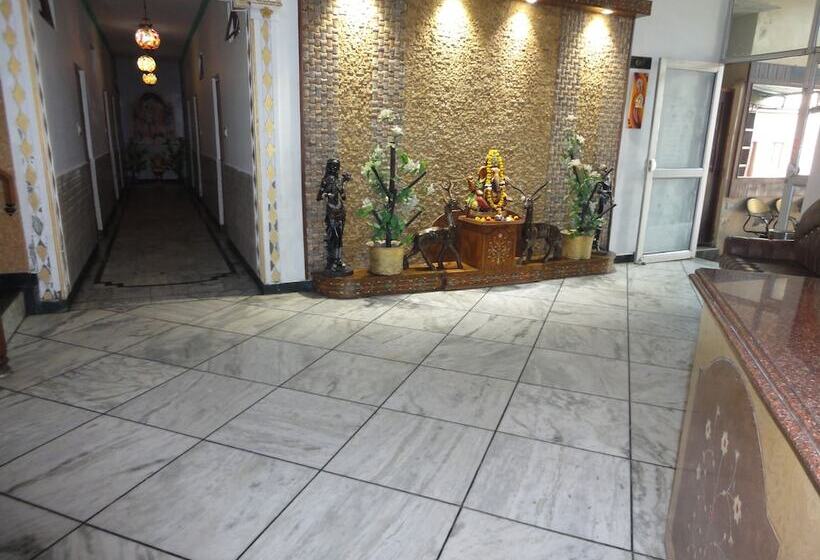 Отель Taj Plaza, Vip Road, Agra