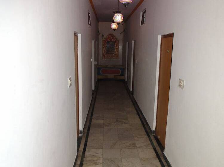 Отель Taj Plaza, Vip Road, Agra