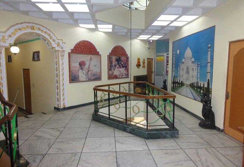 Отель Taj Plaza, Vip Road, Agra