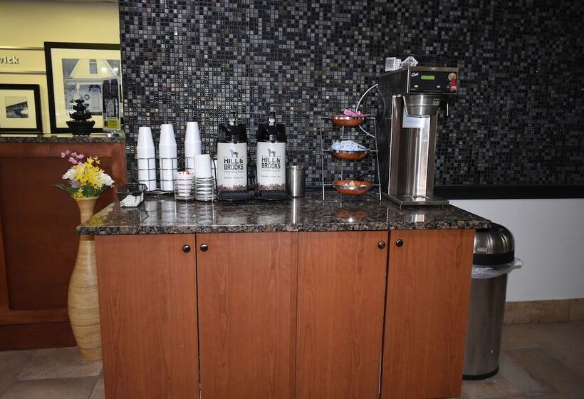 ホテル The Paragon Of Golden Isles