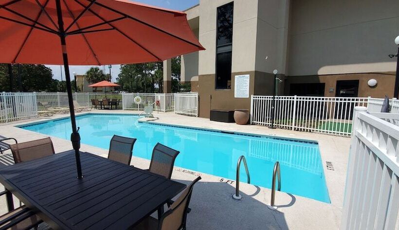 ホテル The Paragon Of Golden Isles