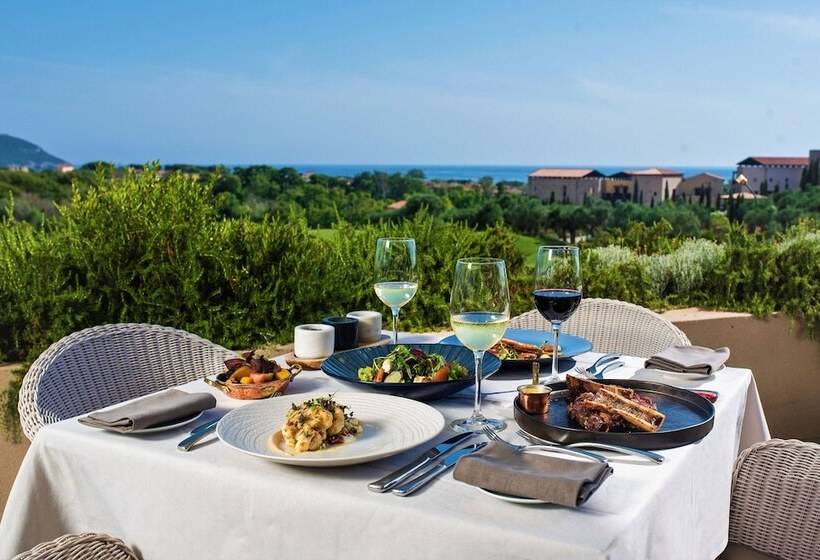 فندق The Westin Resort Costa Navarino