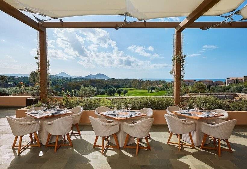 فندق The Westin Resort Costa Navarino