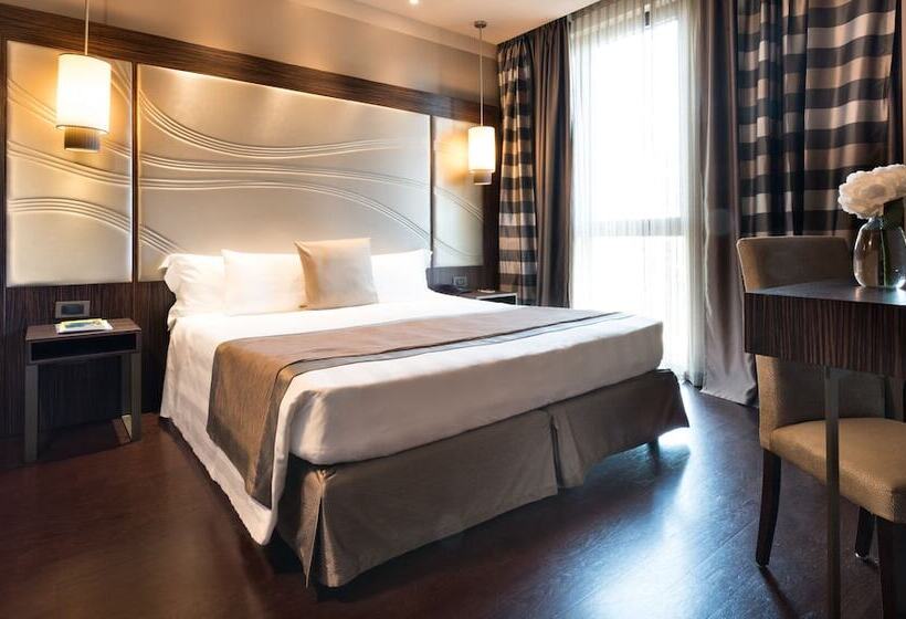 هتل Uptown Palace