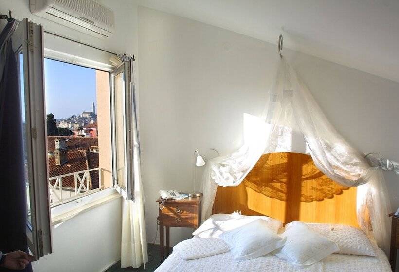 Отель Vila Lili