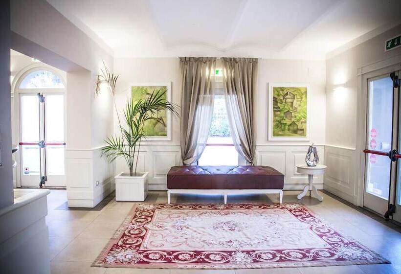 هتل Villa Giorgia Albergo In Collina