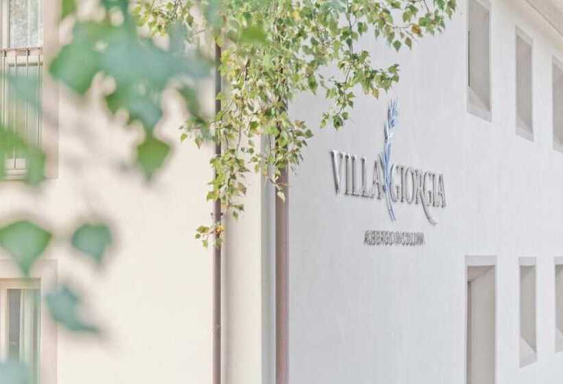 هتل Villa Giorgia Albergo In Collina