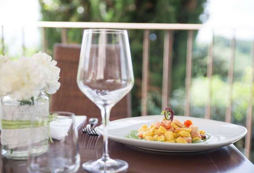 هتل Villa Giorgia Albergo In Collina