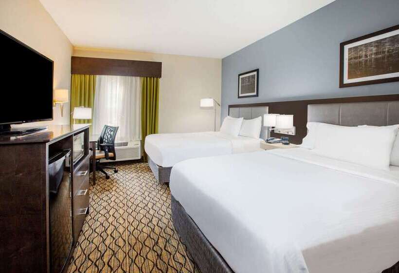 בית מלון כפרי Wingate By Wyndham Roseville/detroit