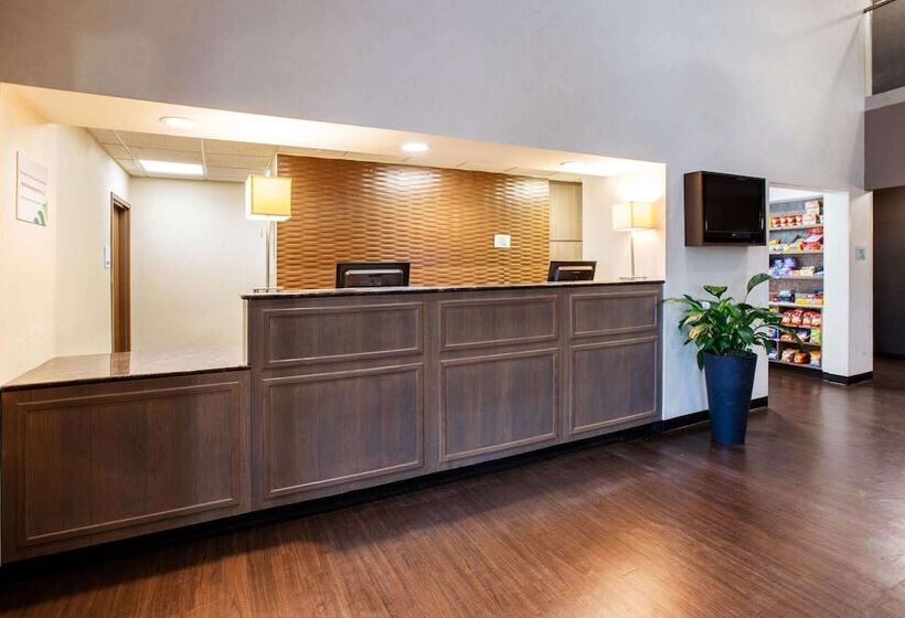 酒店 Wingate By Wyndham Roseville/detroit