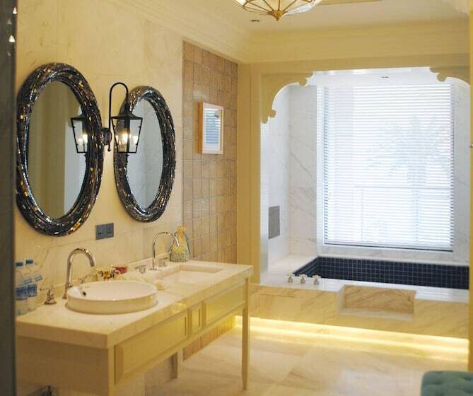 酒店 Huaqing Aegean Inter Hot Spring Resort