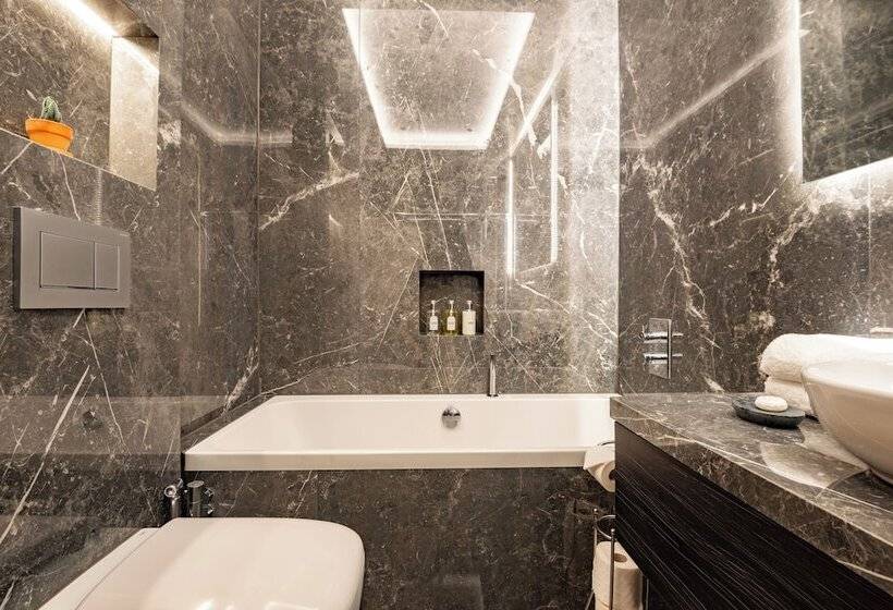 Hux Hotel, Kensington