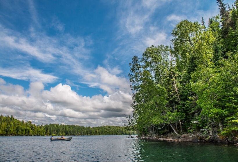 Kan à Mouche Pourvoirie Auberge Et Chalets