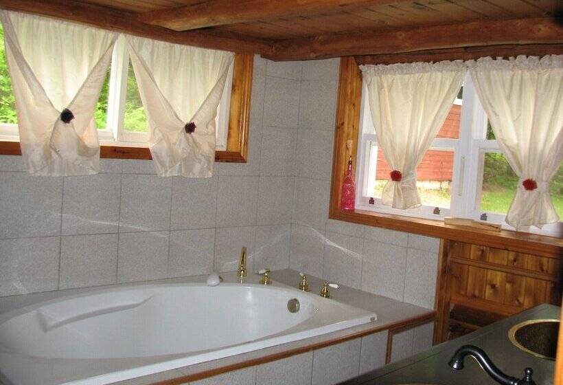 Kan à Mouche Pourvoirie Auberge Et Chalets