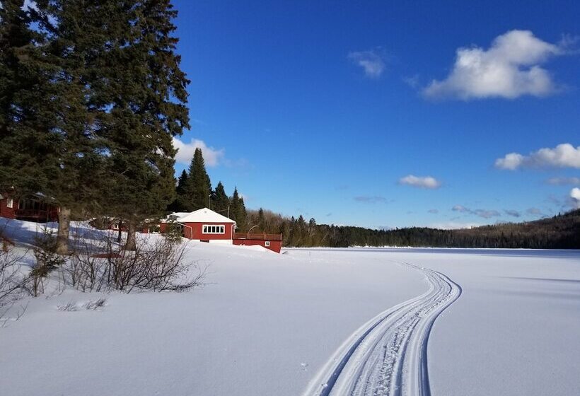 Kan à Mouche Pourvoirie Auberge Et Chalets