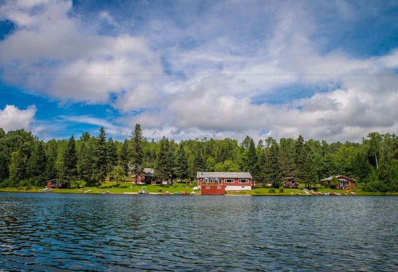 Kan à Mouche Pourvoirie Auberge Et Chalets