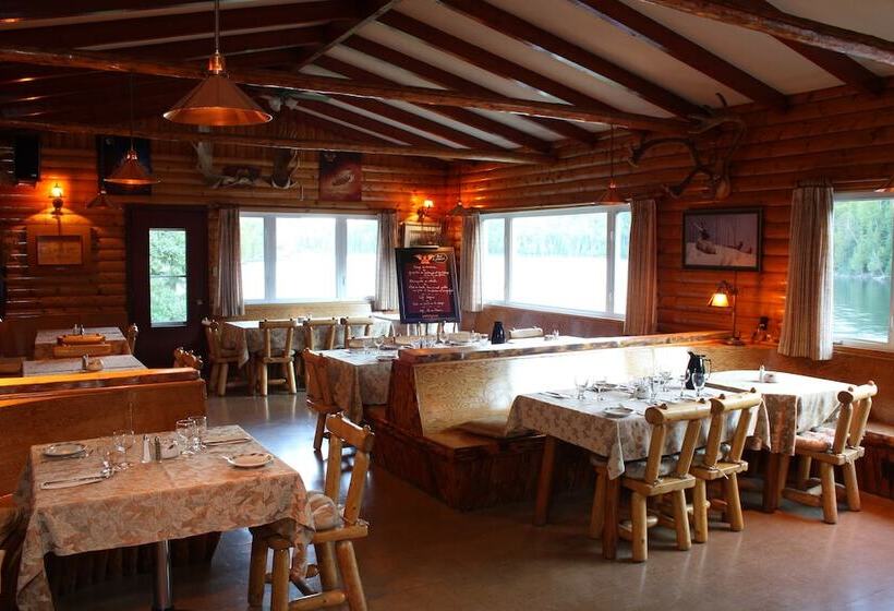 Kan à Mouche Pourvoirie Auberge Et Chalets