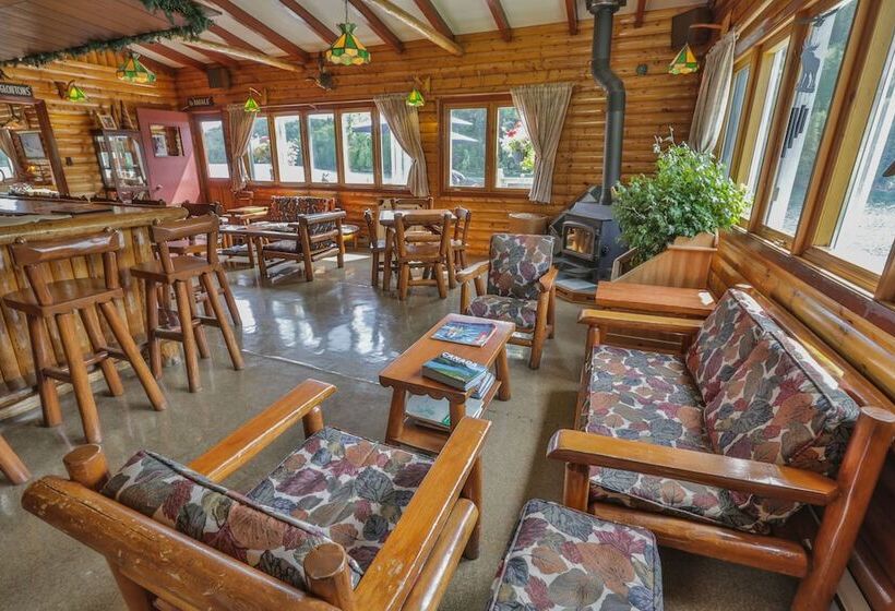 Kan à Mouche Pourvoirie Auberge Et Chalets