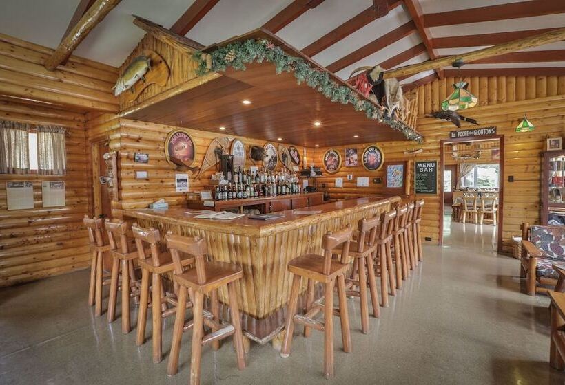 Kan à Mouche Pourvoirie Auberge Et Chalets