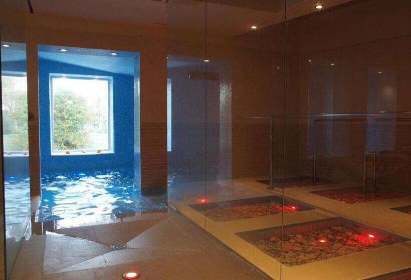 فندق Valtur Baia Del Gusmay Beach Resort