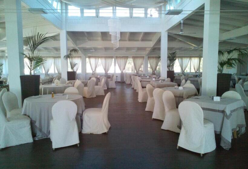 فندق Valtur Baia Del Gusmay Beach Resort