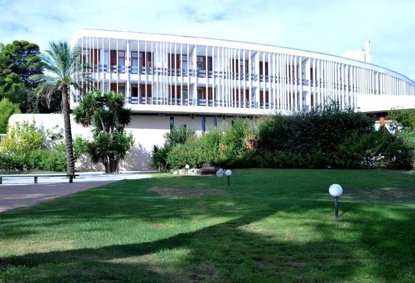 فندق Valtur Baia Del Gusmay Beach Resort