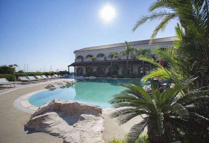 Отель Marinagri Greenblu