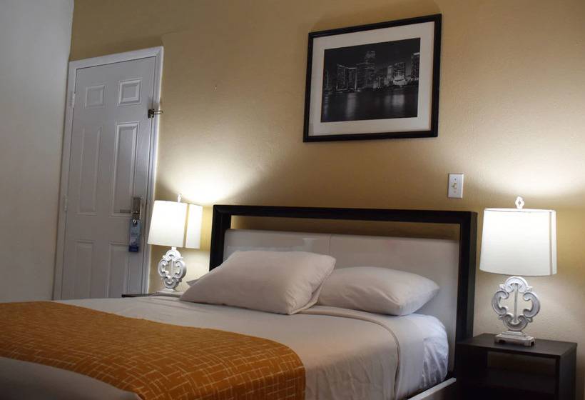 فندق على الطريق Travelodge By Wyndham Miami Biscayne Bay