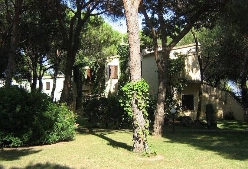 Baia Delle Palme Beach