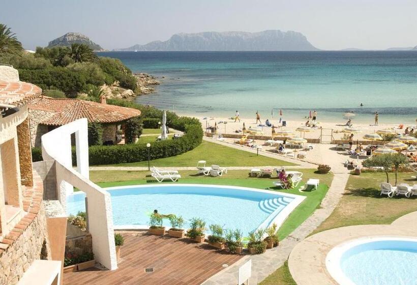 Resort & Spa Baia Caddinas
