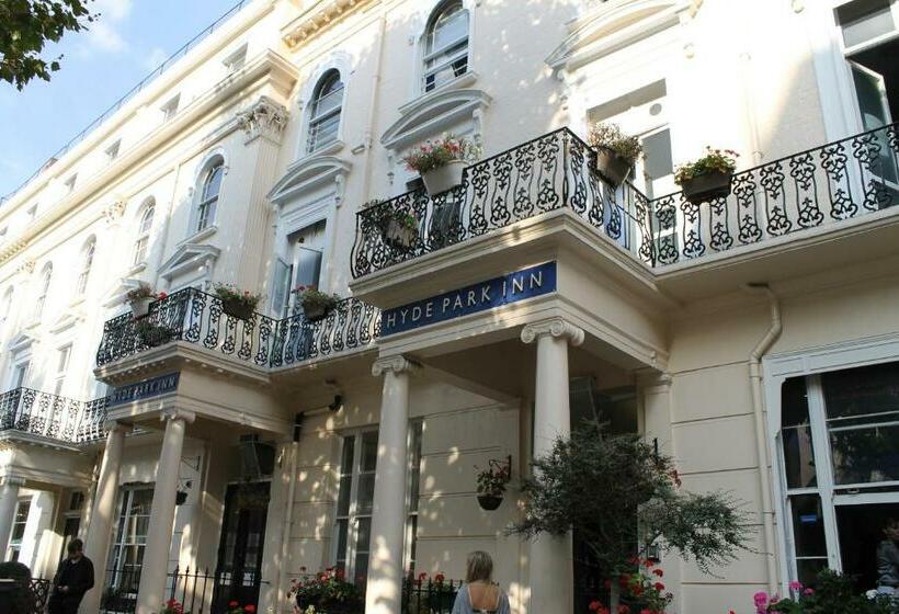 Smart Hyde Park Inn Hostel