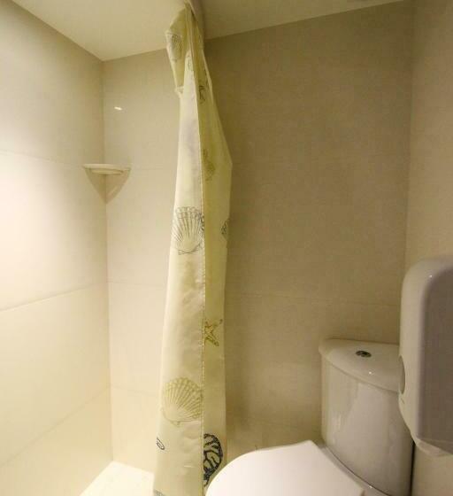 Smart Hyde Park Inn Hostel